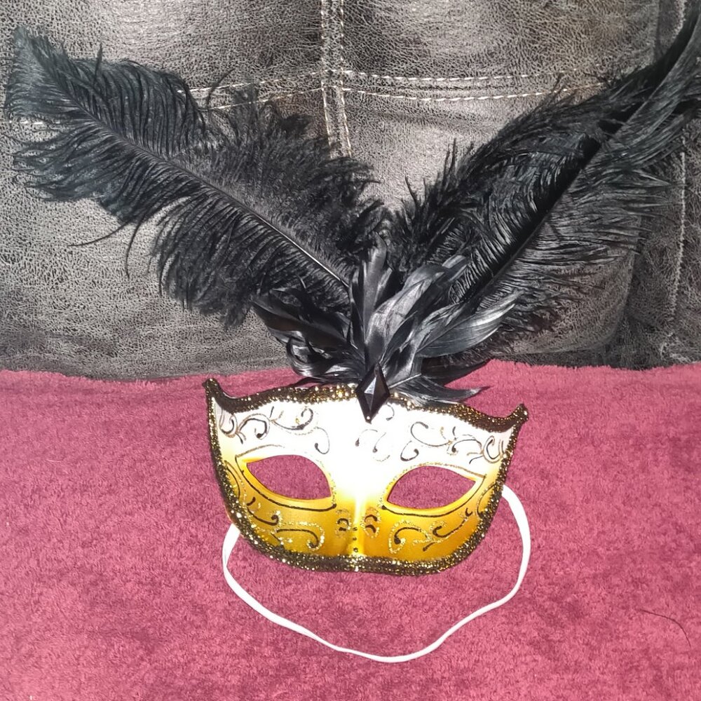 Sequined Women's Mardi Gras Masquerade Mask